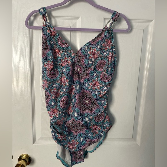 Spanx Love Your Assets by Sara Blakely one-piece swimsuit size Large - Picture 4 of 8